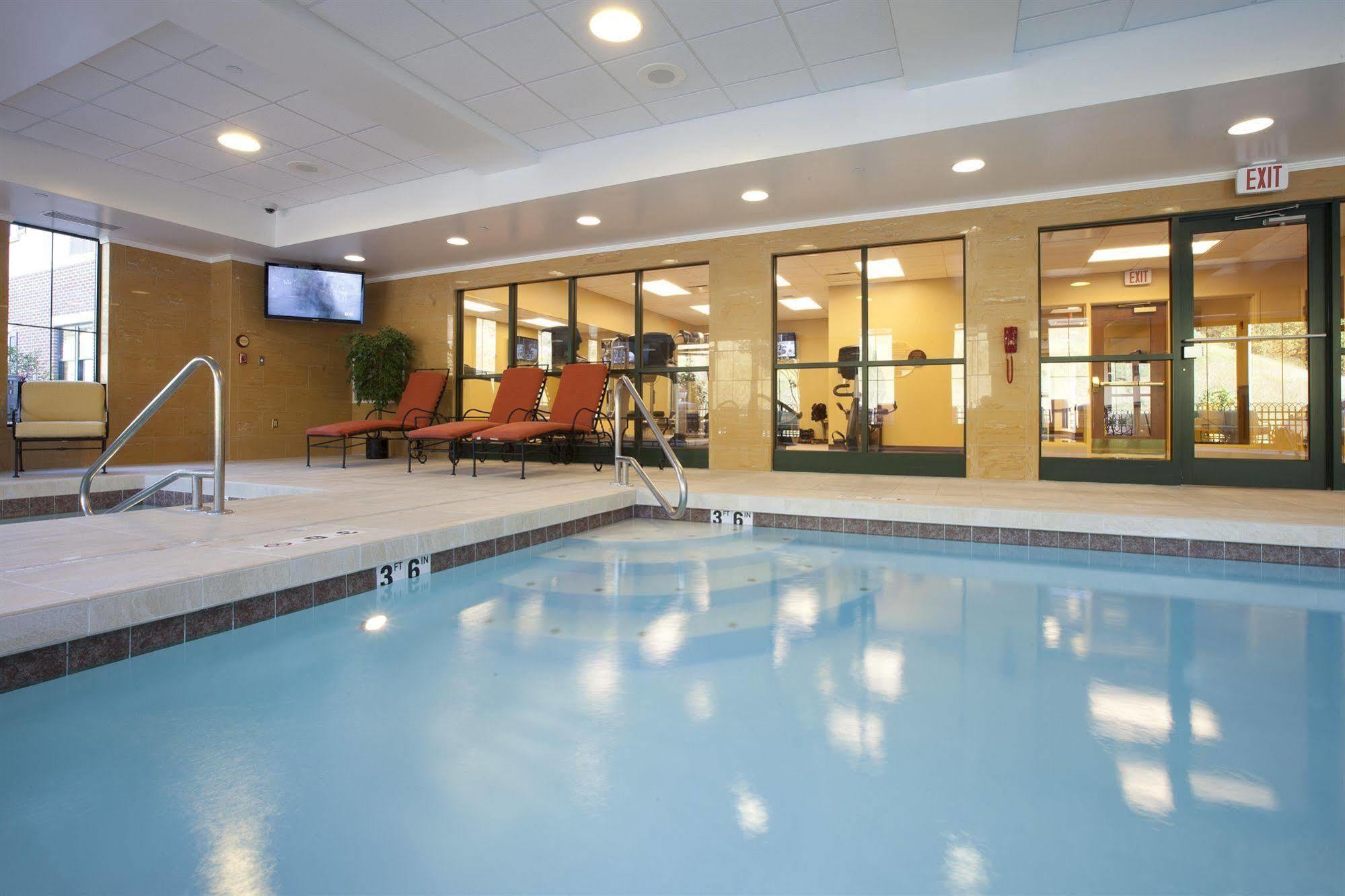 Mardi Gras Casino & Resort Cross Lanes Luaran gambar